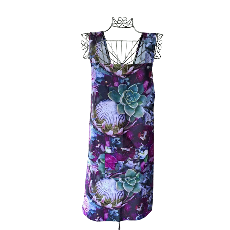 Swier Floral Apron-Flower Crochet